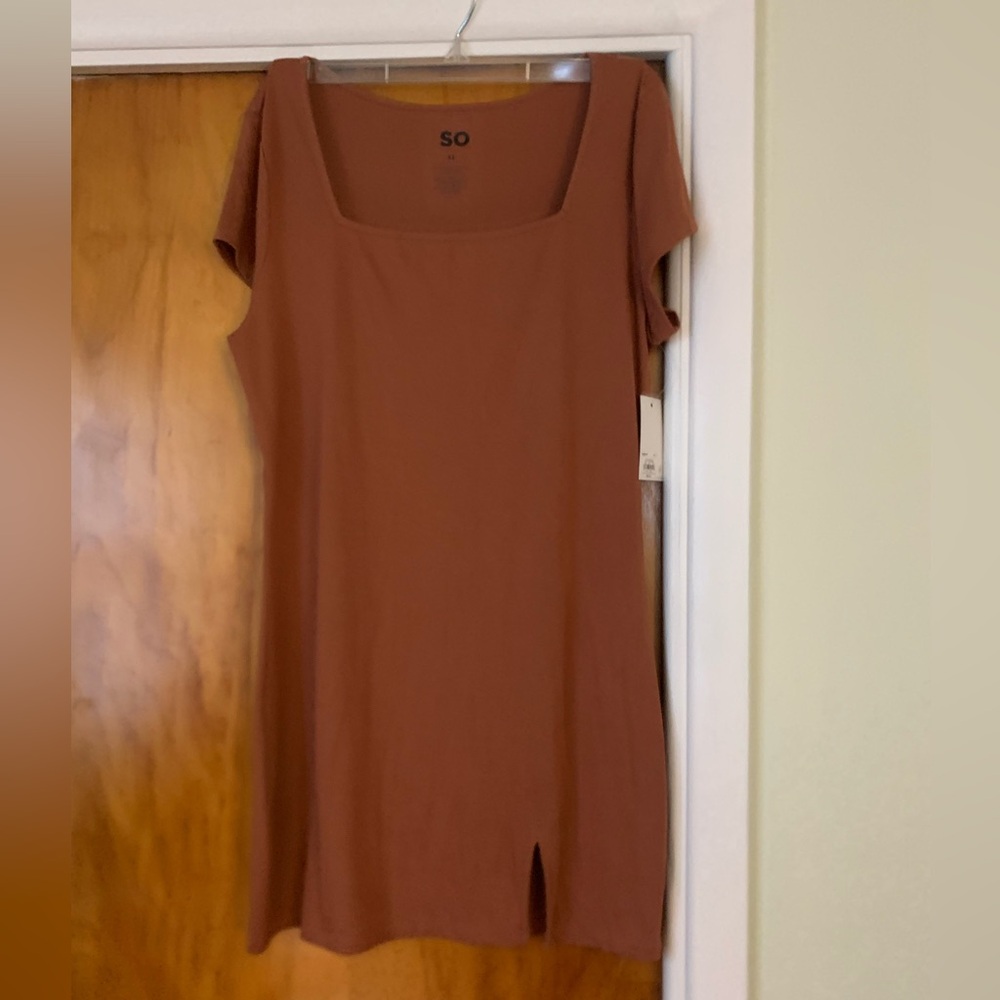 Kohl's SO Women's Rust Tunic Top